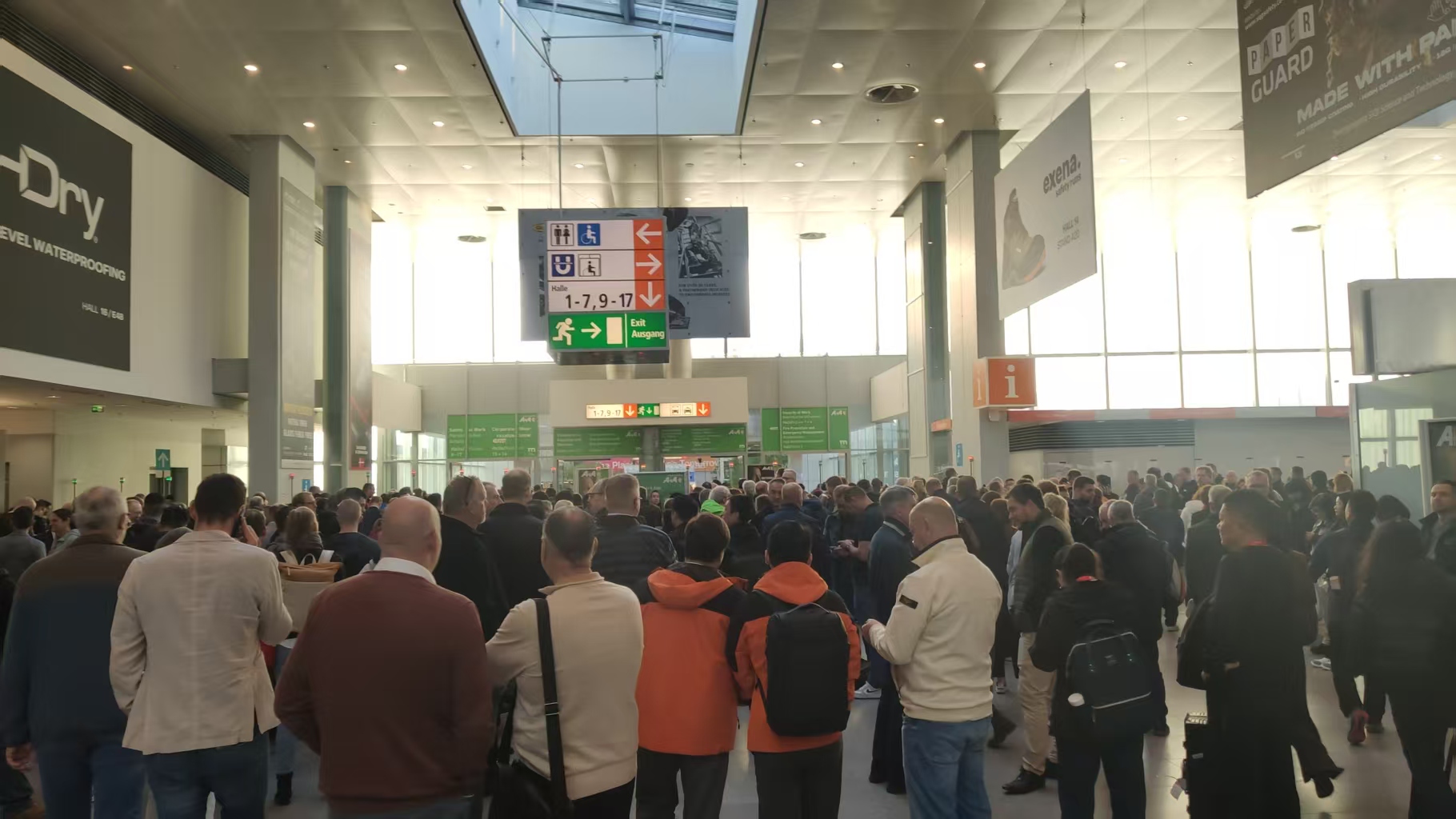 Tright Shines at the Opening Ceremony Tright Shines at the Opening Ceremony