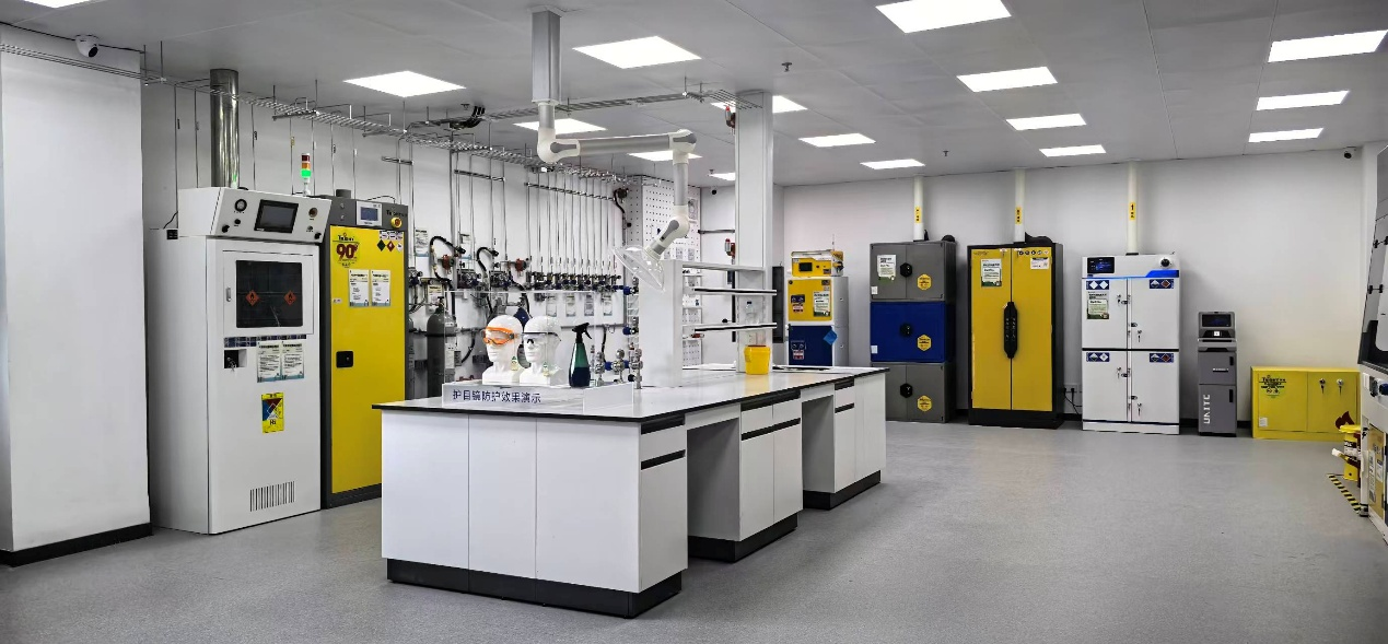 The first EHS laboratory education and practice experience center in Northeast China was officially completed